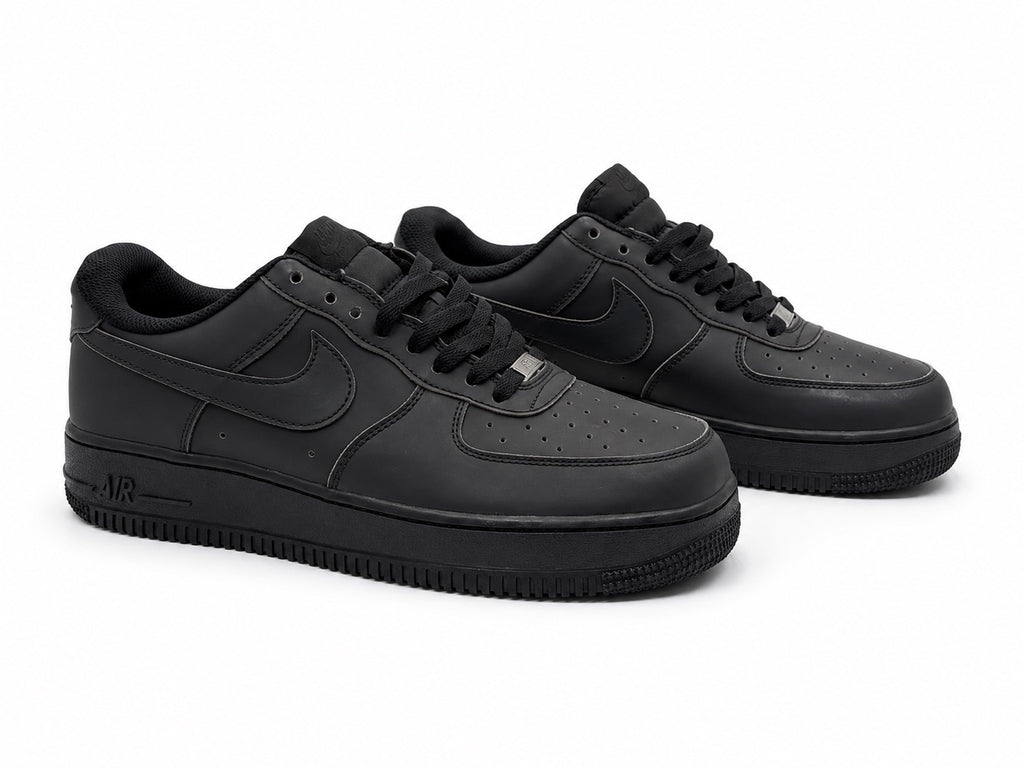 Nike Air Force 1 ’07 LV8 Heat Reactive - Black / University Red