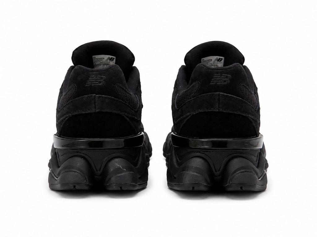 New Balance 9060 Triple Black