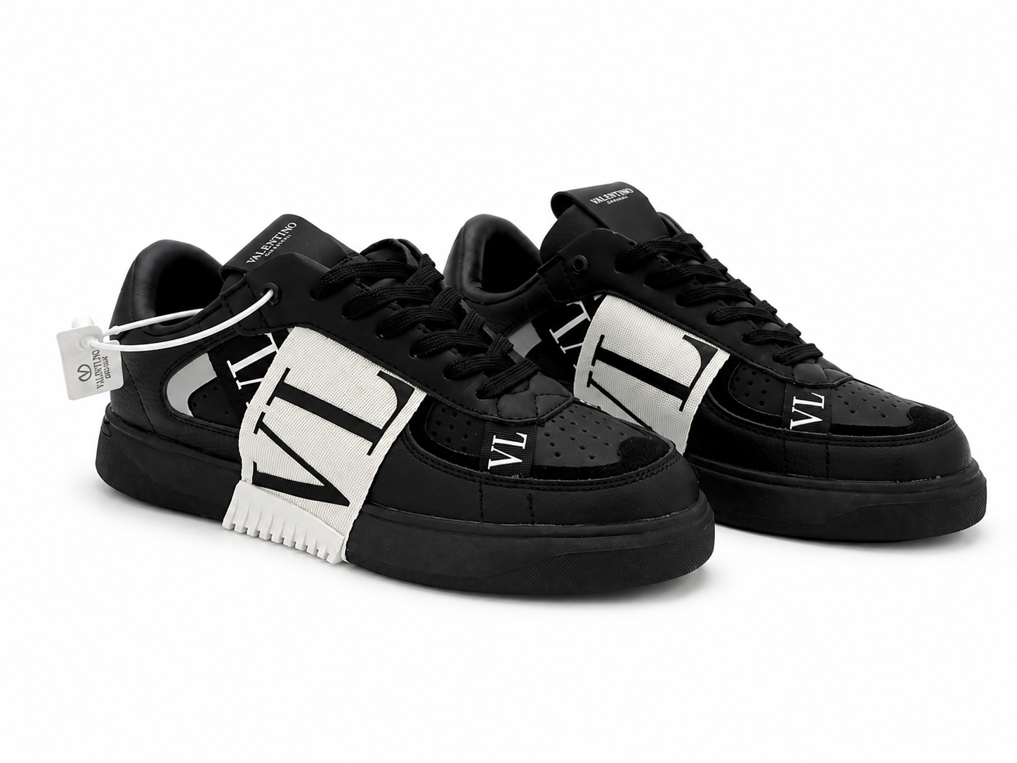 Valentino Garavani VL7N Low-Top Sneakers Black