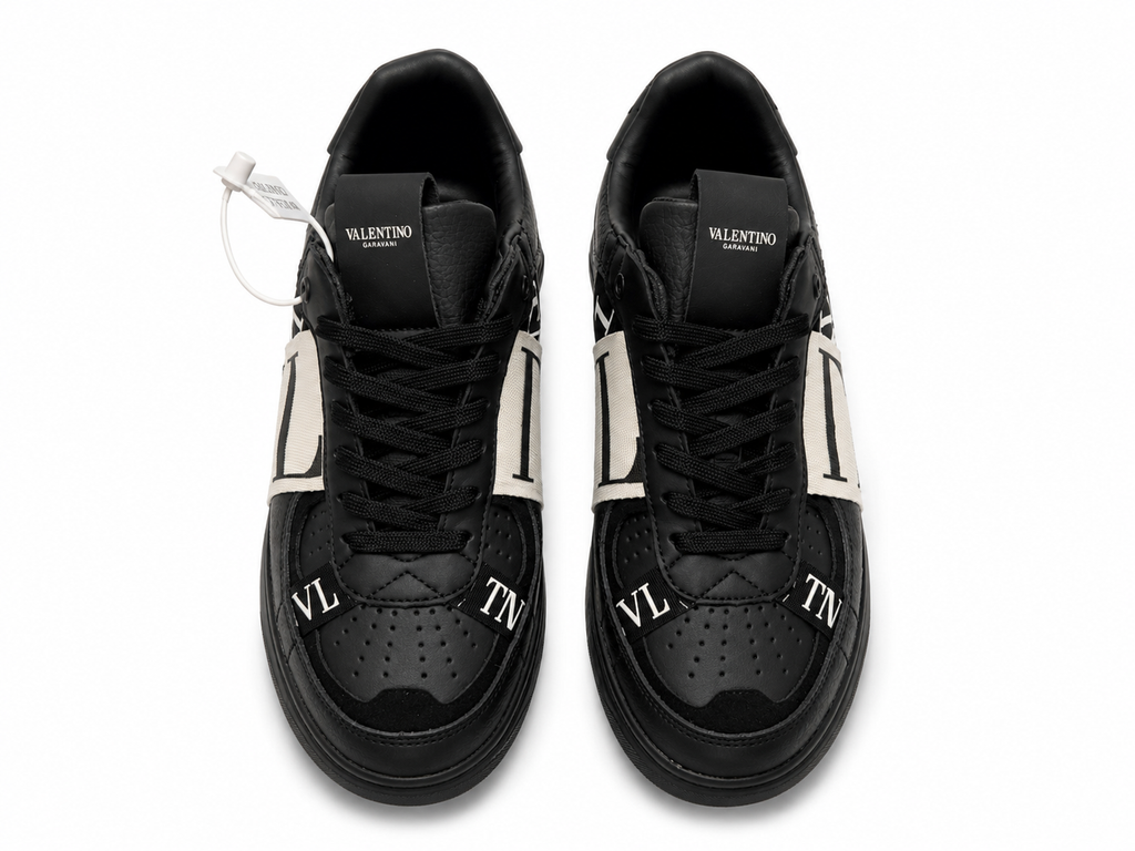 Valentino Garavani VL7N Low-Top Sneakers Black