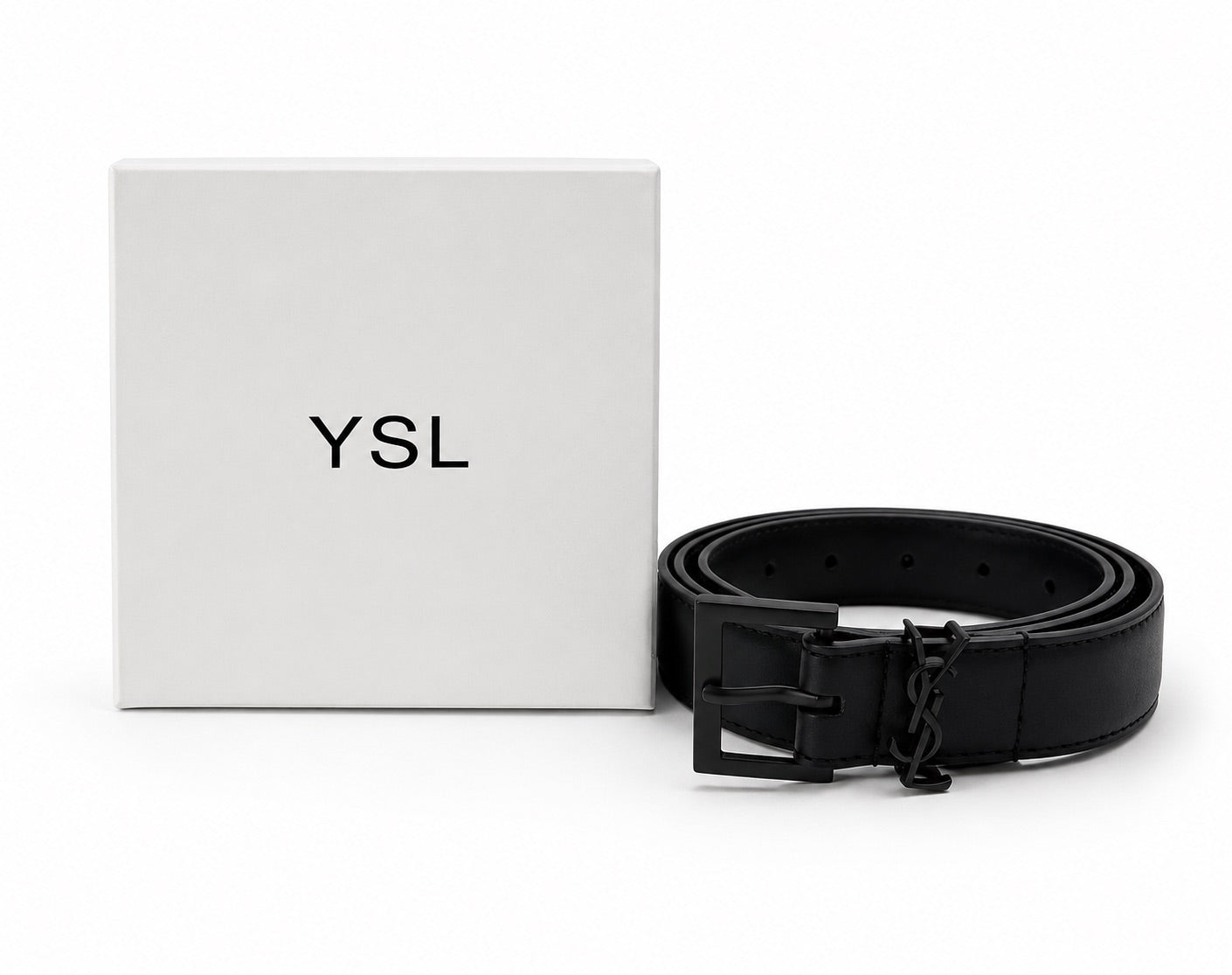 Saint Laurent Cassandre Belt in Smooth Leather - Black