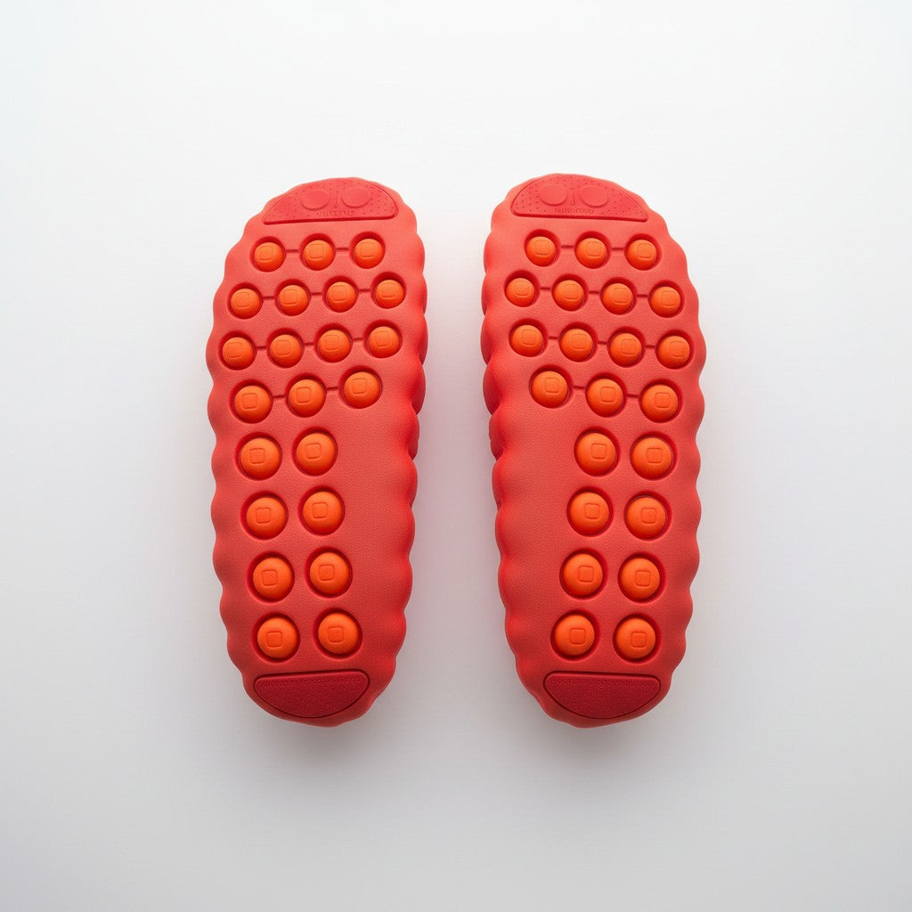 Nike Mind 001 Pregame Mules - Solar Red / Hyper Crimson
