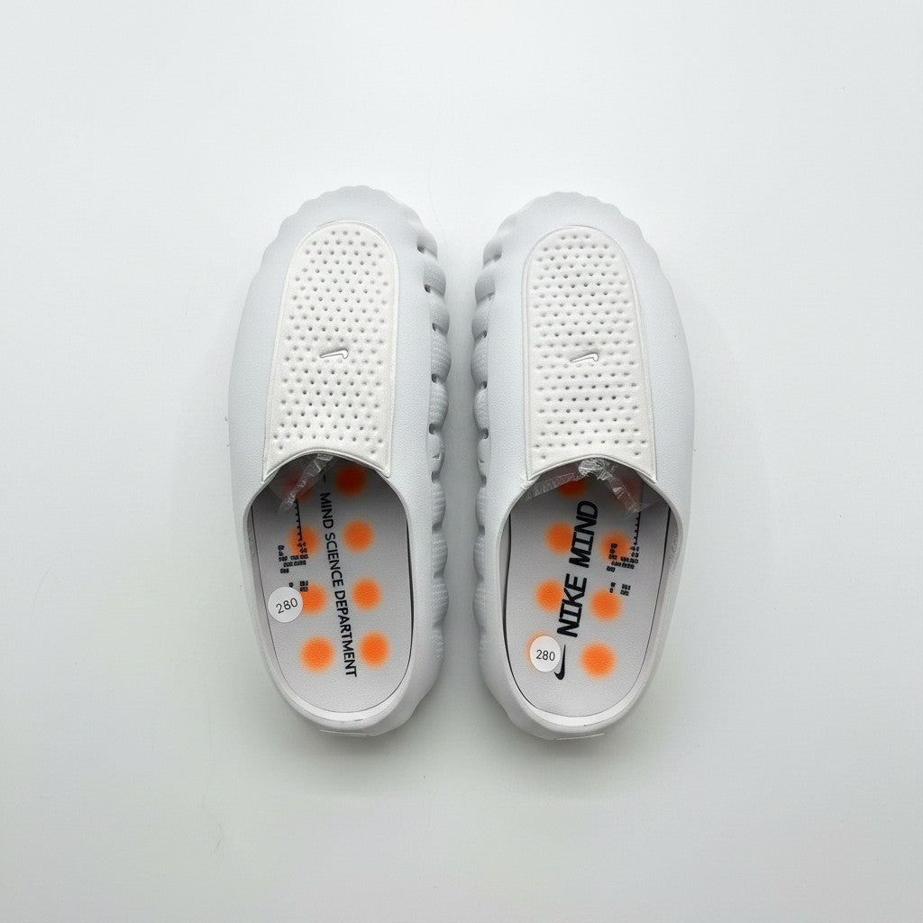 Nike Mind 001 Pregame Mules - Silver / Light Smoke Grey