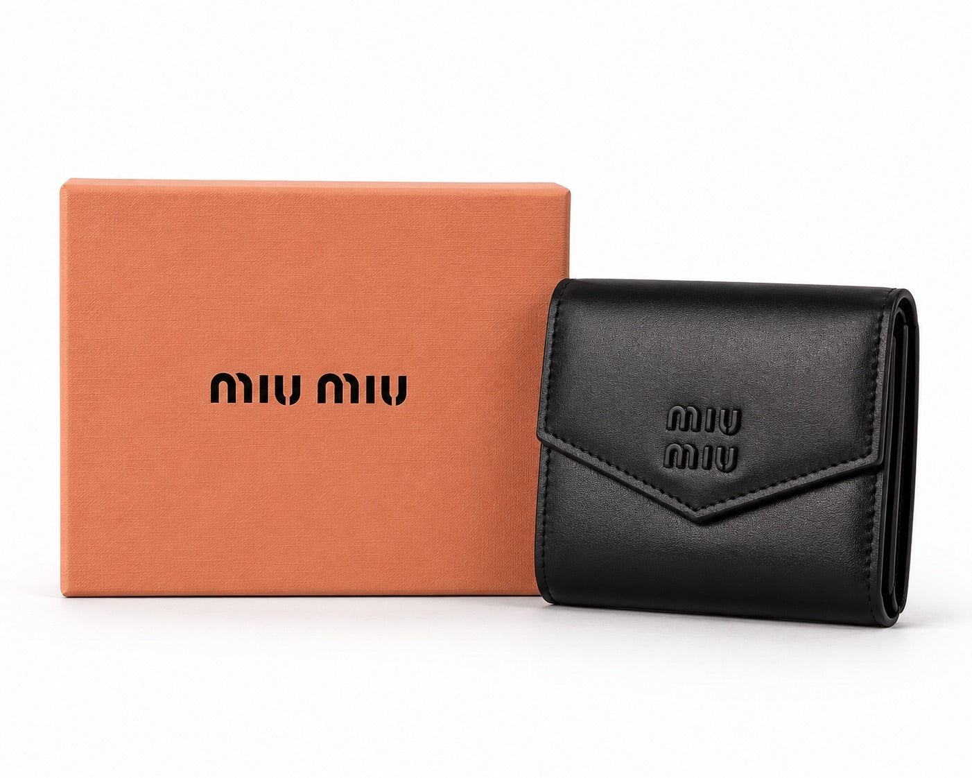Miu Miu Logo Leather Wallet - Black